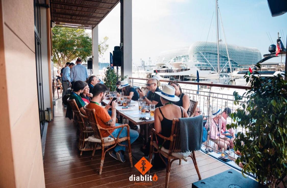 Apartament Yas Island Abu Zabi Zewnętrze zdjęcie